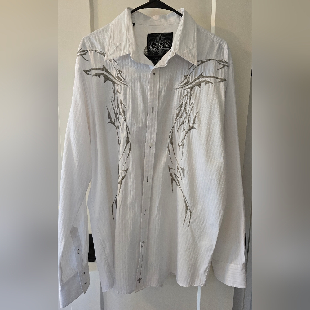 Roar Men's White Shirt with Gray Embroidery Size XXL
